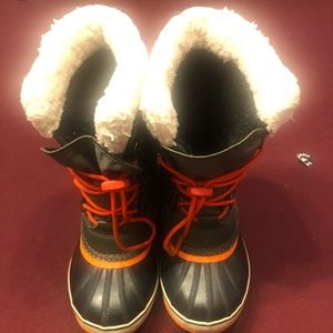 Kid’s Sorel Snow boots